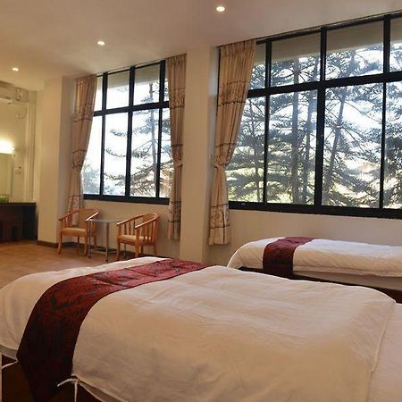 Hotel Myitkyinā Eksteriør billede
