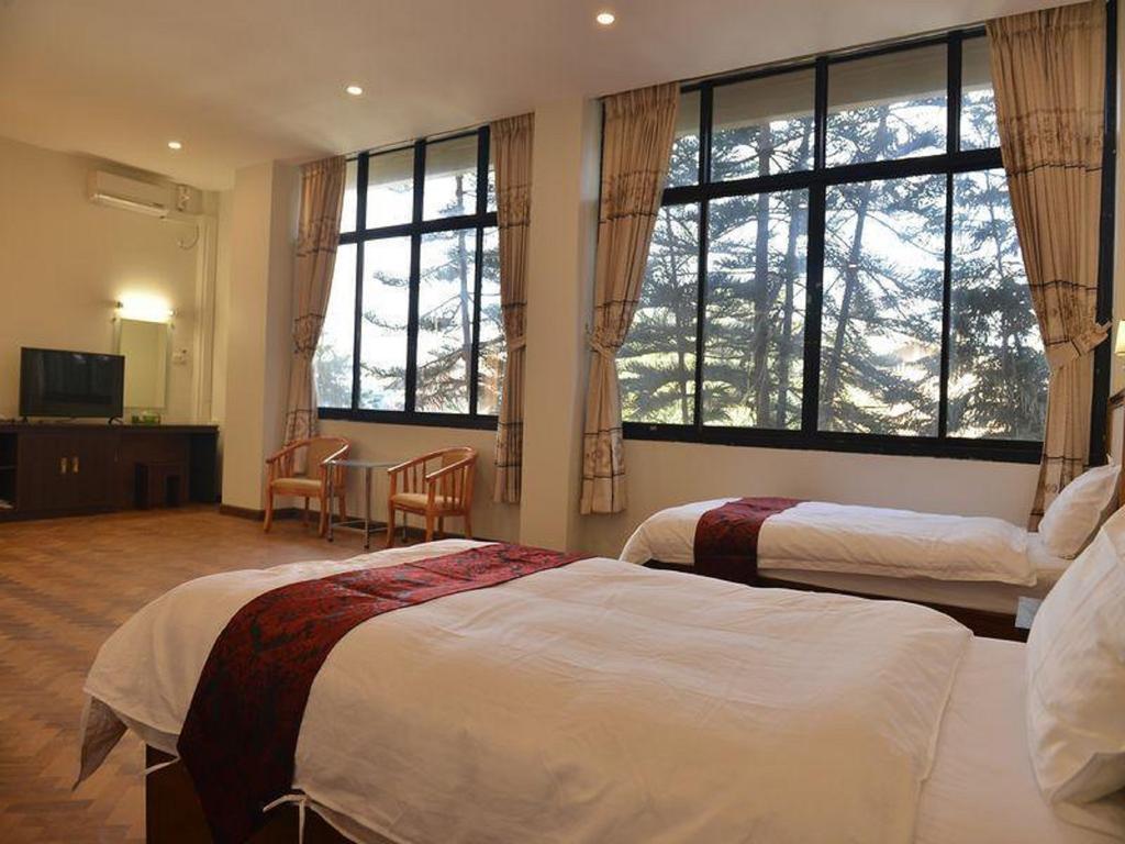 Hotel Myitkyinā Eksteriør billede